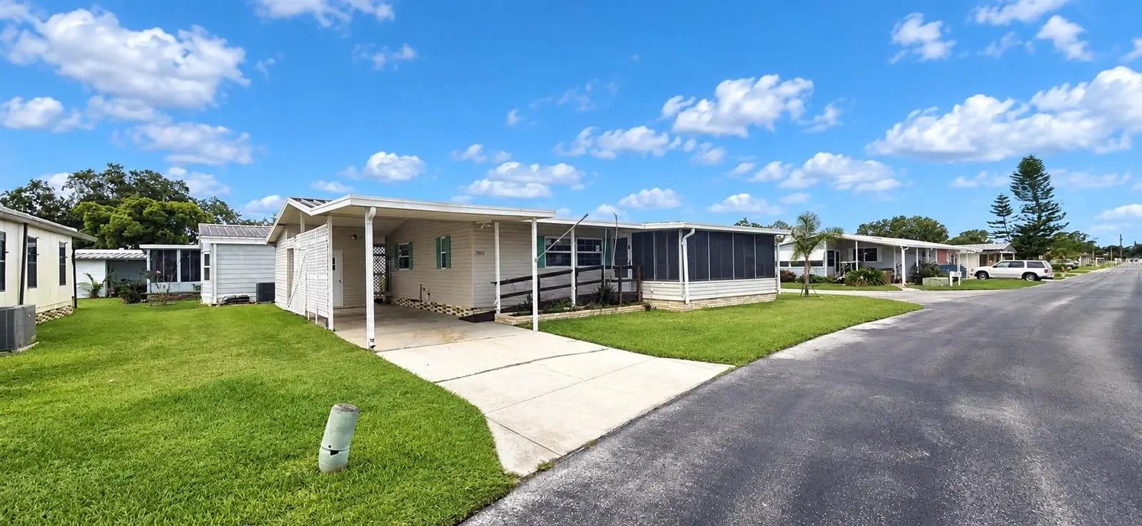 2055 Floral Avenue, FL
