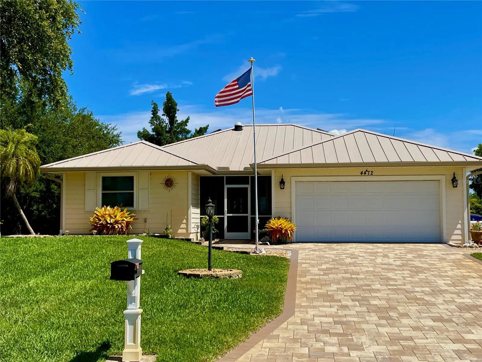 4472 Lake Heather Circle, FL