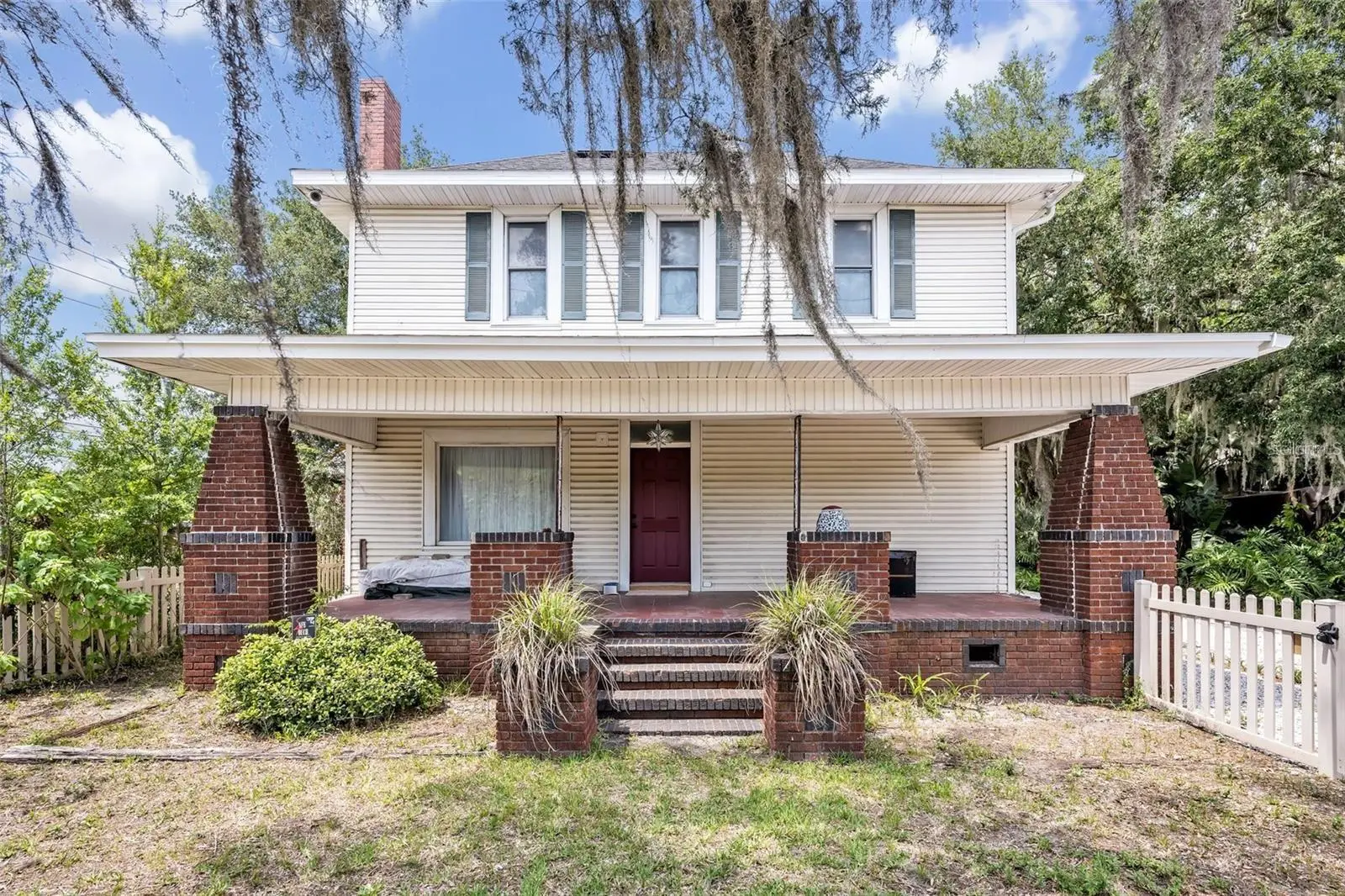 2418 1st Street, FL
