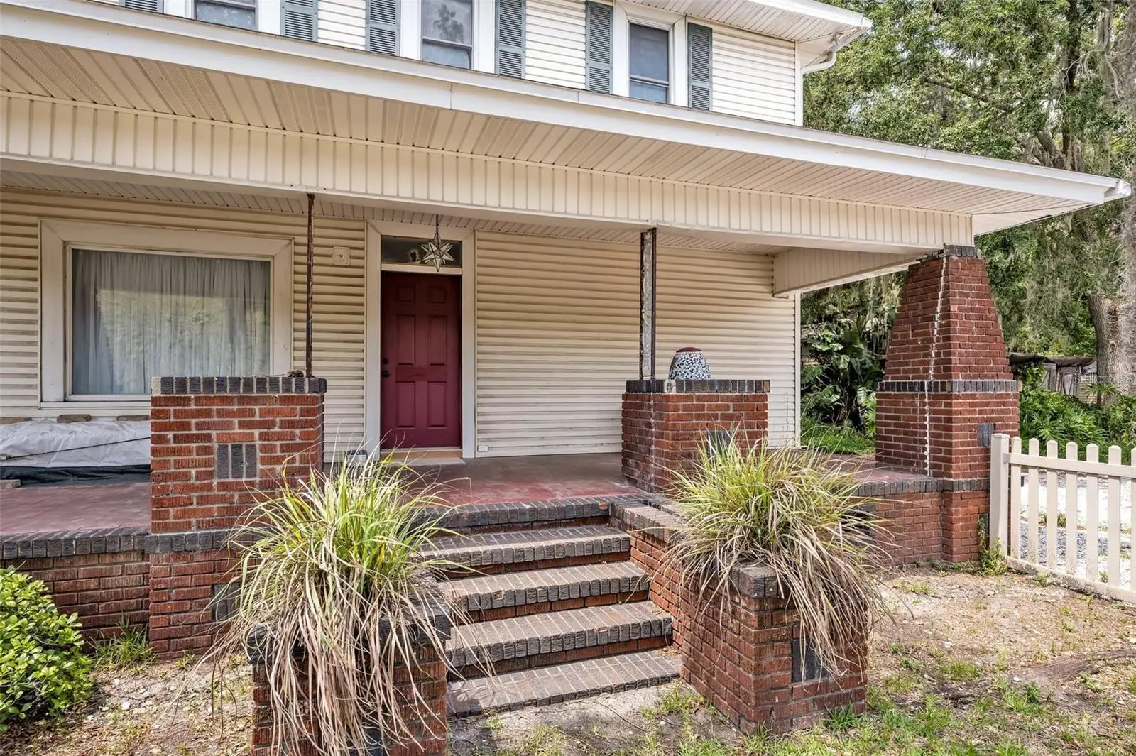 2418 1st Street, FL