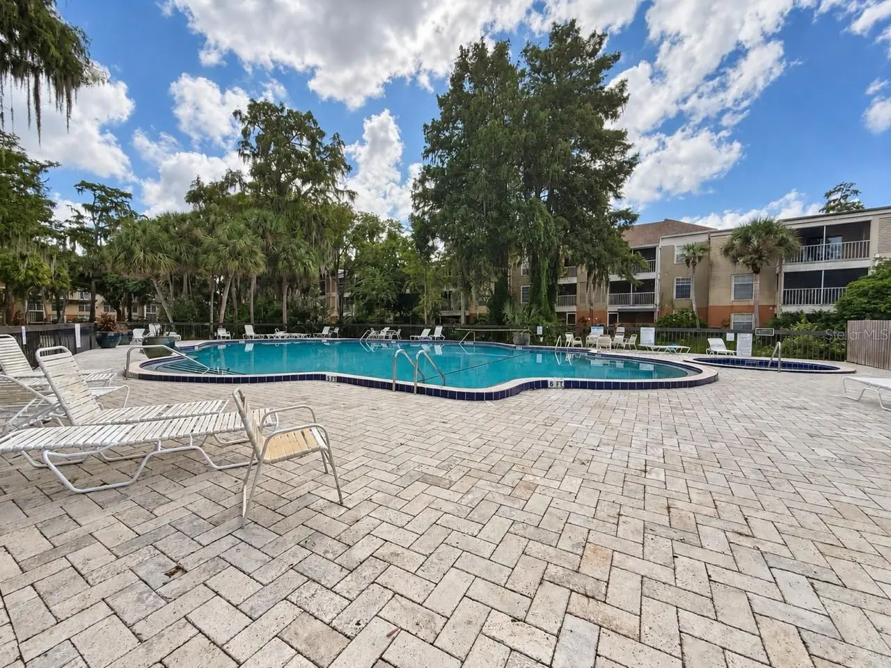 4171 Versailles Drive, FL