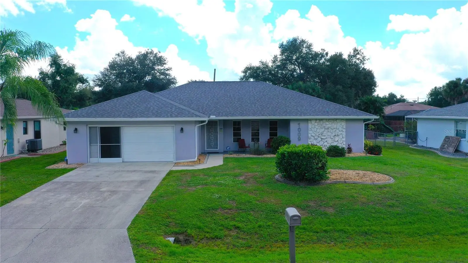 1009 Labelle Terrace, FL