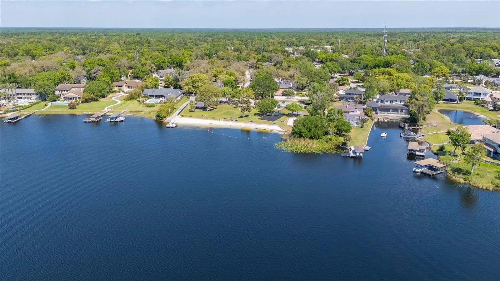 207 Royal Oaks Circle, FL