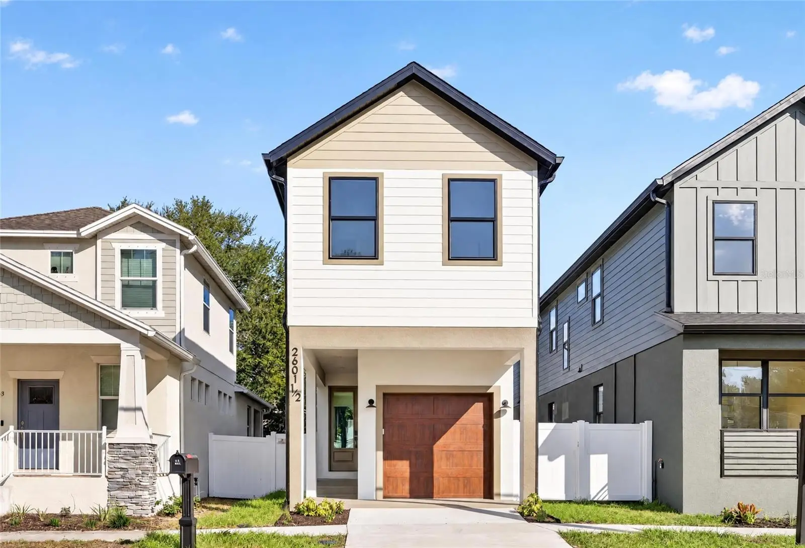 2601 1/2 Albany Avenue, FL