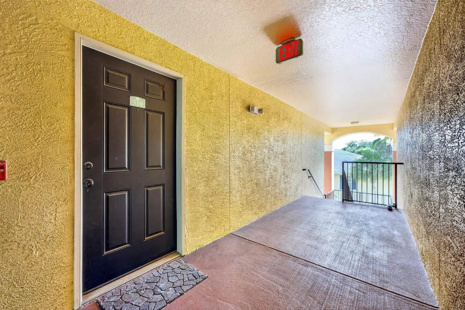 1950 Summer Club Drive, FL