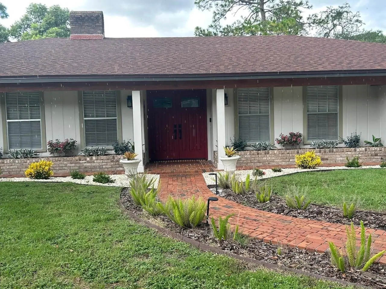 100 Palm Lake Court, FL