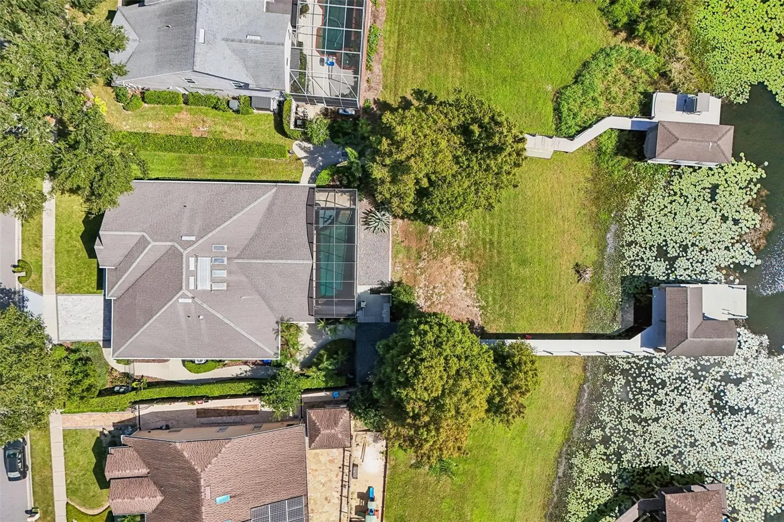 1113 Hawthorne Cove Drive, FL