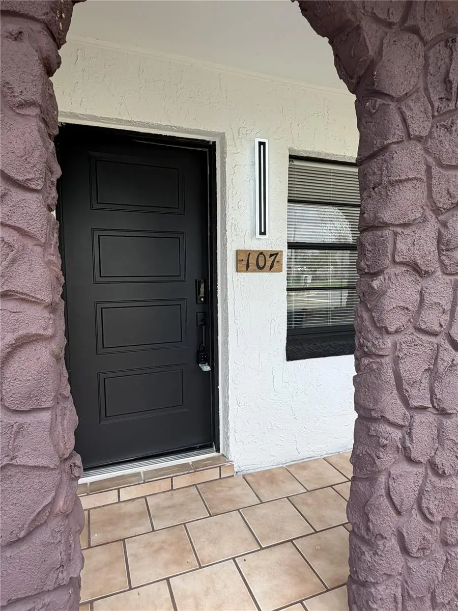 107 Iguala Drive, FL
