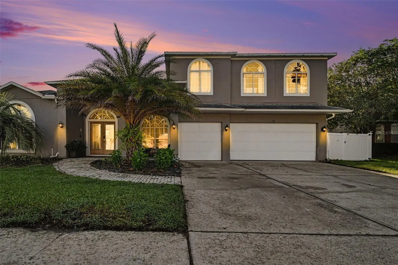 1325 Tall Maple Loop, FL