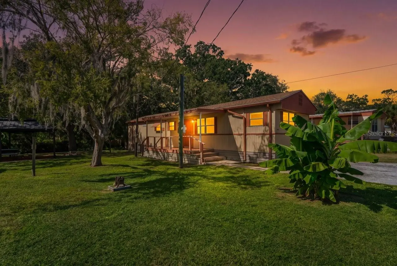 14621 & 14617 Coral Drive, FL