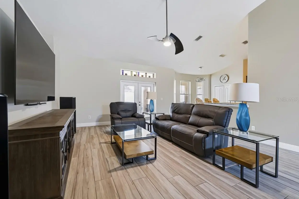 2970 Southern Pines Loop, FL