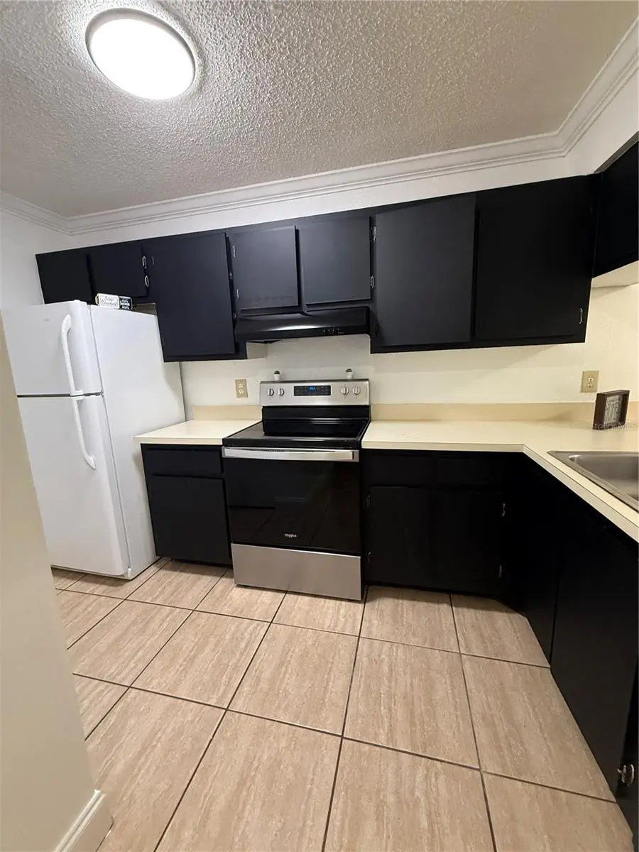 664 Kenwick Circle, FL
