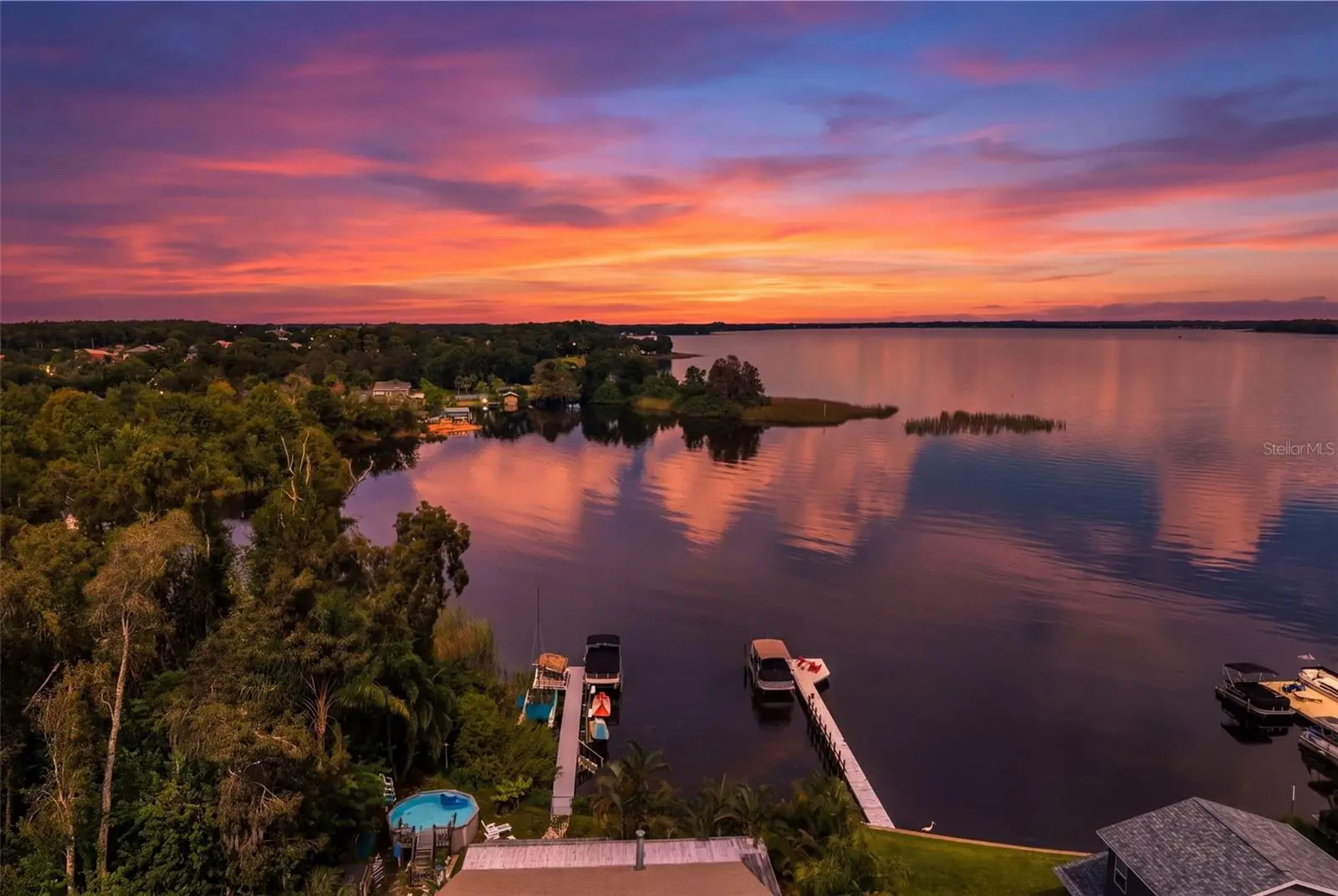 13 Freshwater, FL