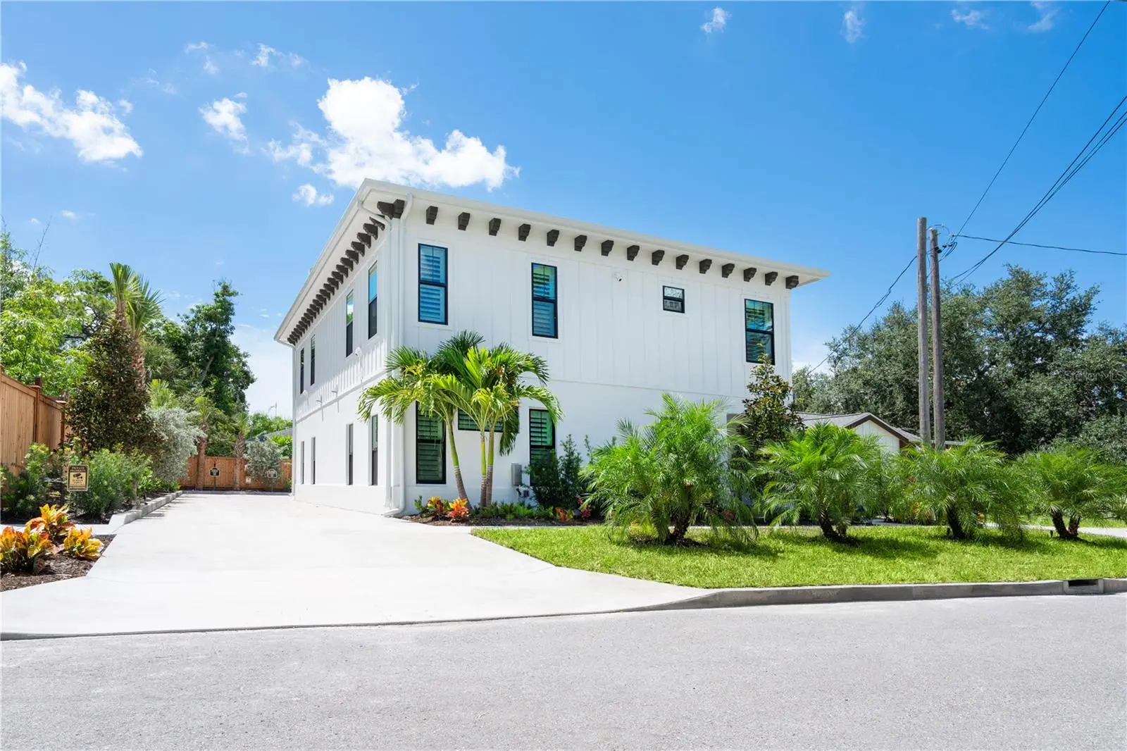 1234 15th Street, FL