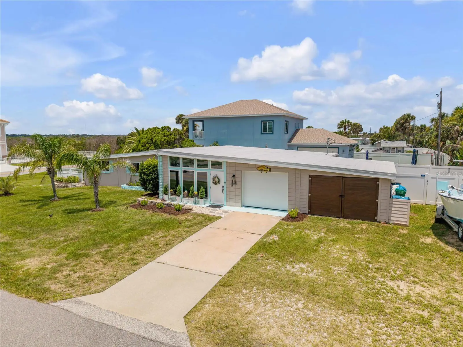 3929 Peninsula Drive, FL