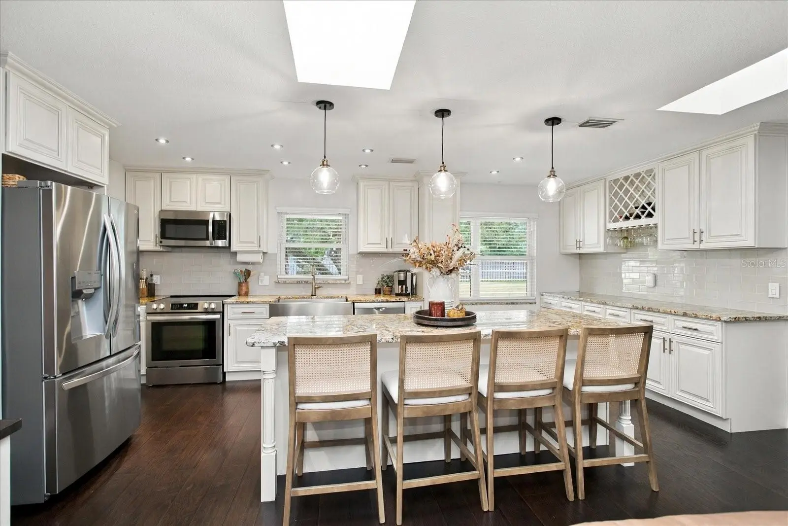 3707 Bayview Drive, FL