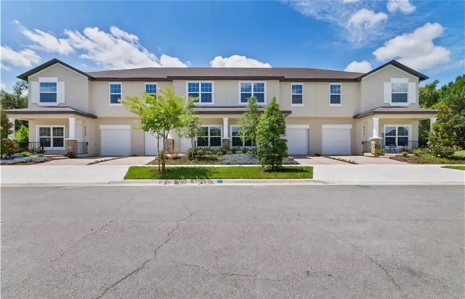 4404 Summer Flowers Place, FL
