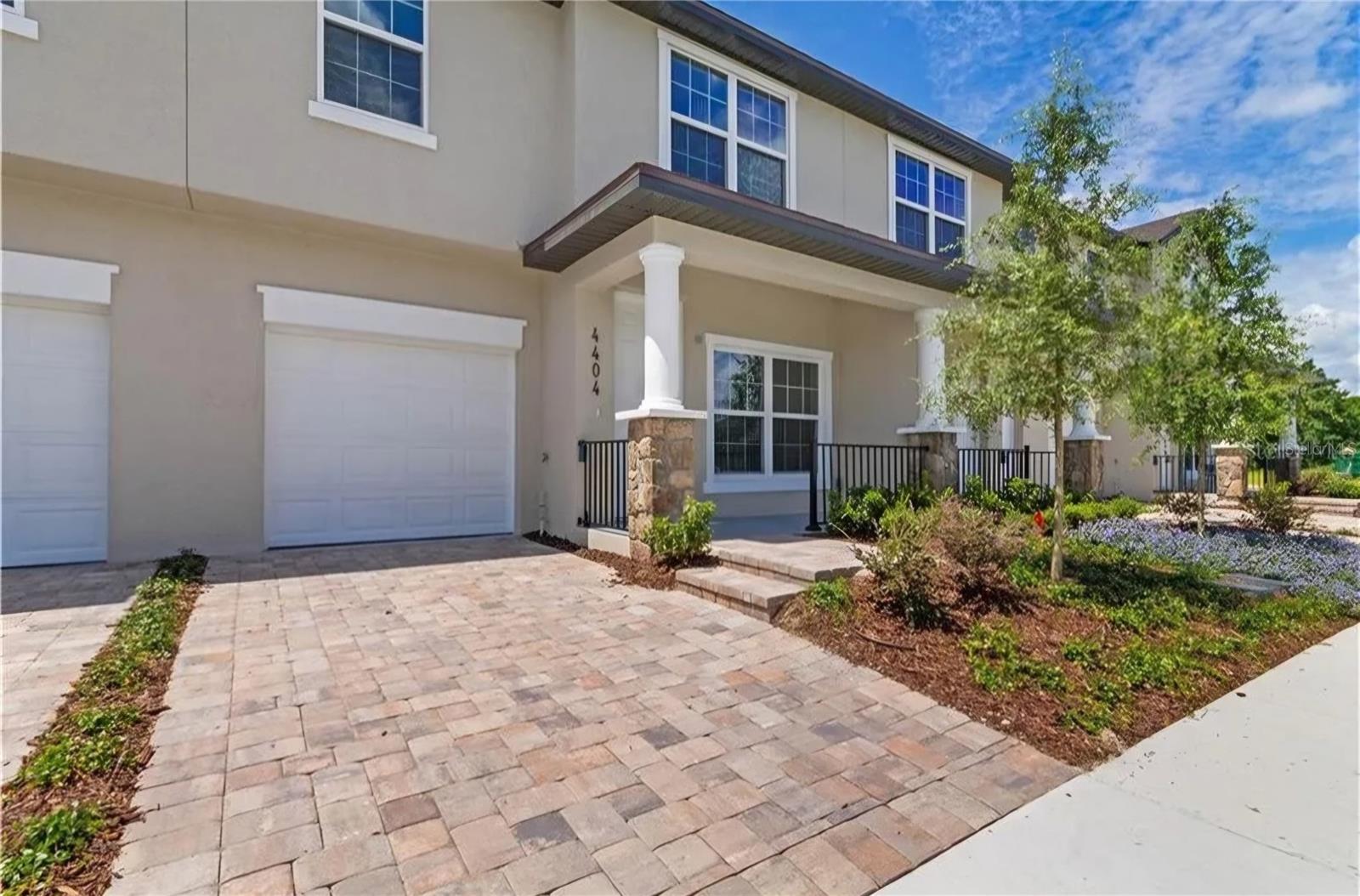 4404 Summer Flowers Place, FL