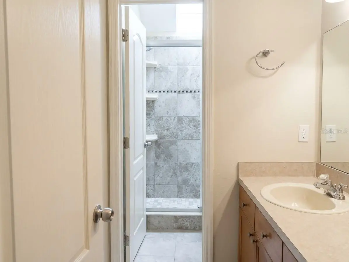 6628 Bouganvillea Crescent Drive, FL