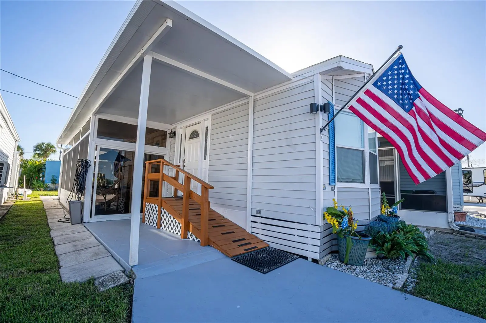 6 Basin Street, FL