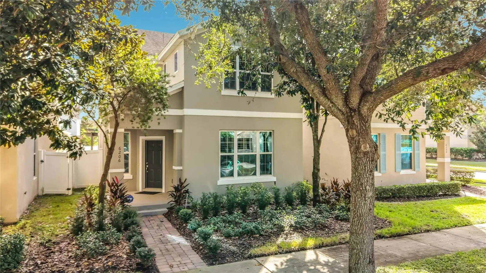 6206 Golden Dewdrop Trail, FL