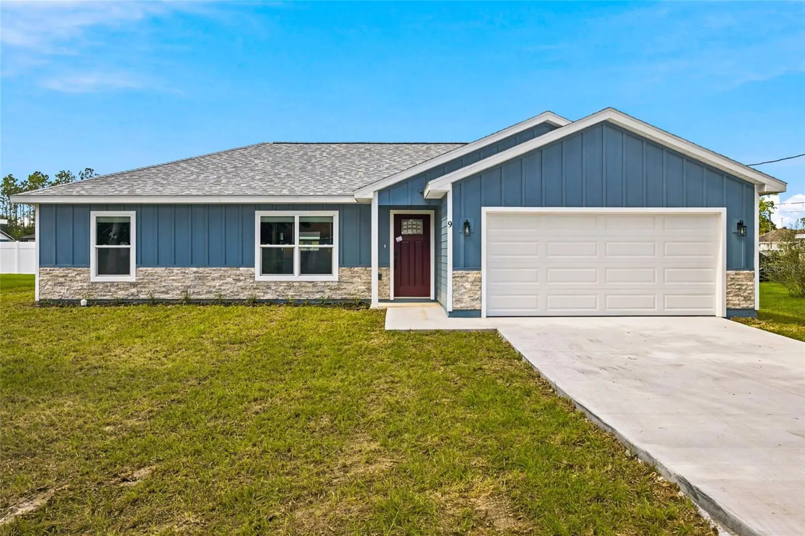 9 Pine Trace Terrace, FL