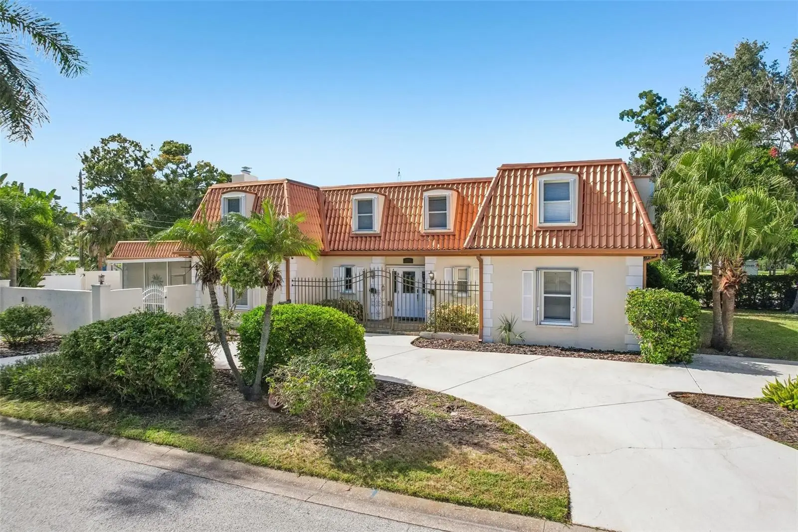 7100 Park Street, FL