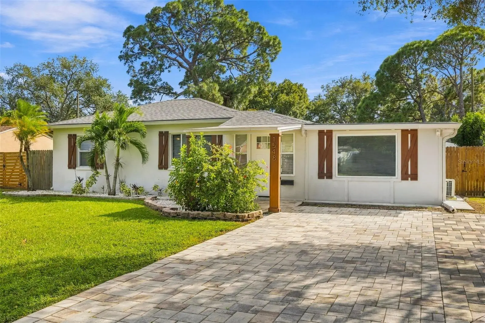 1548 Canterbury Road, FL