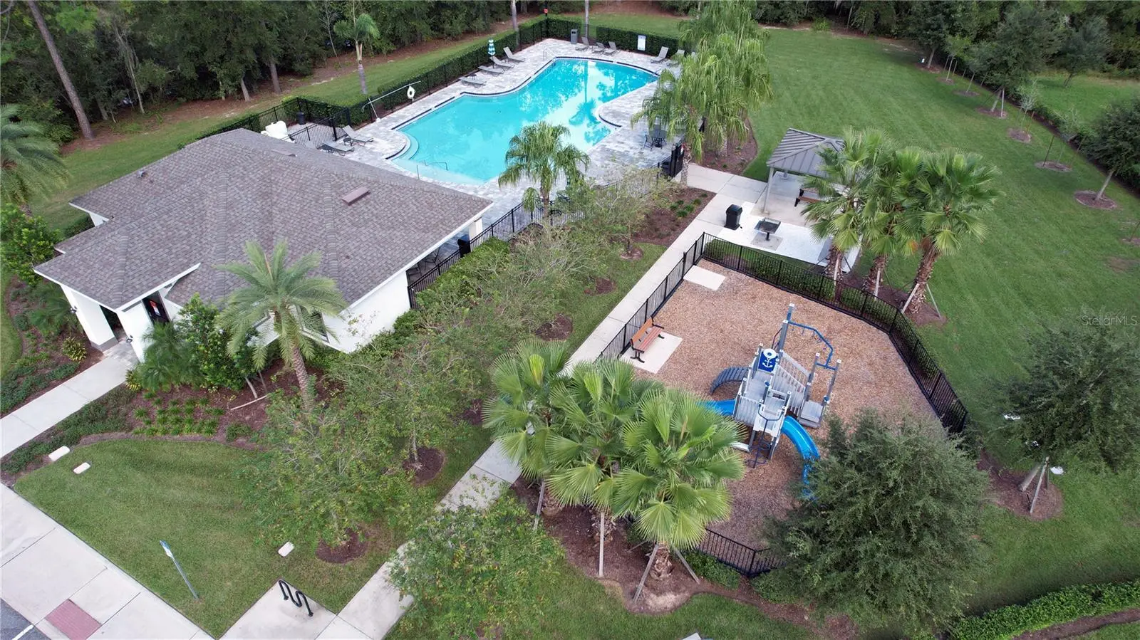17361 Back Bay Court, FL
