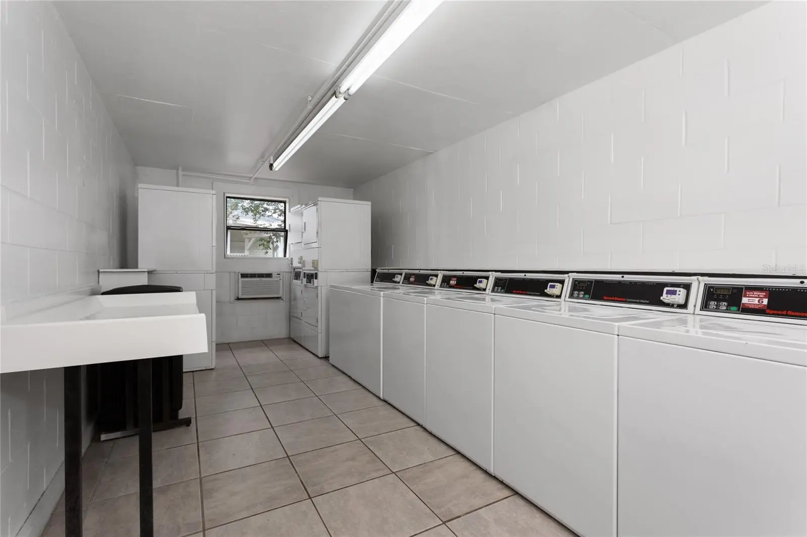 2930 Polynesian Isles Boulevard, FL