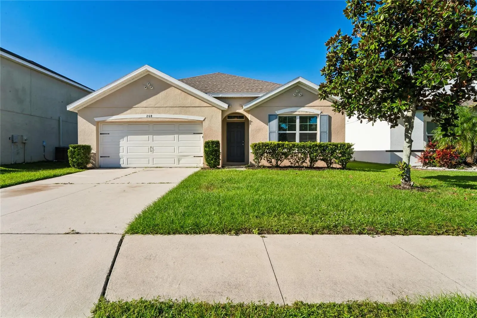 208 Lone Dove Lane, FL