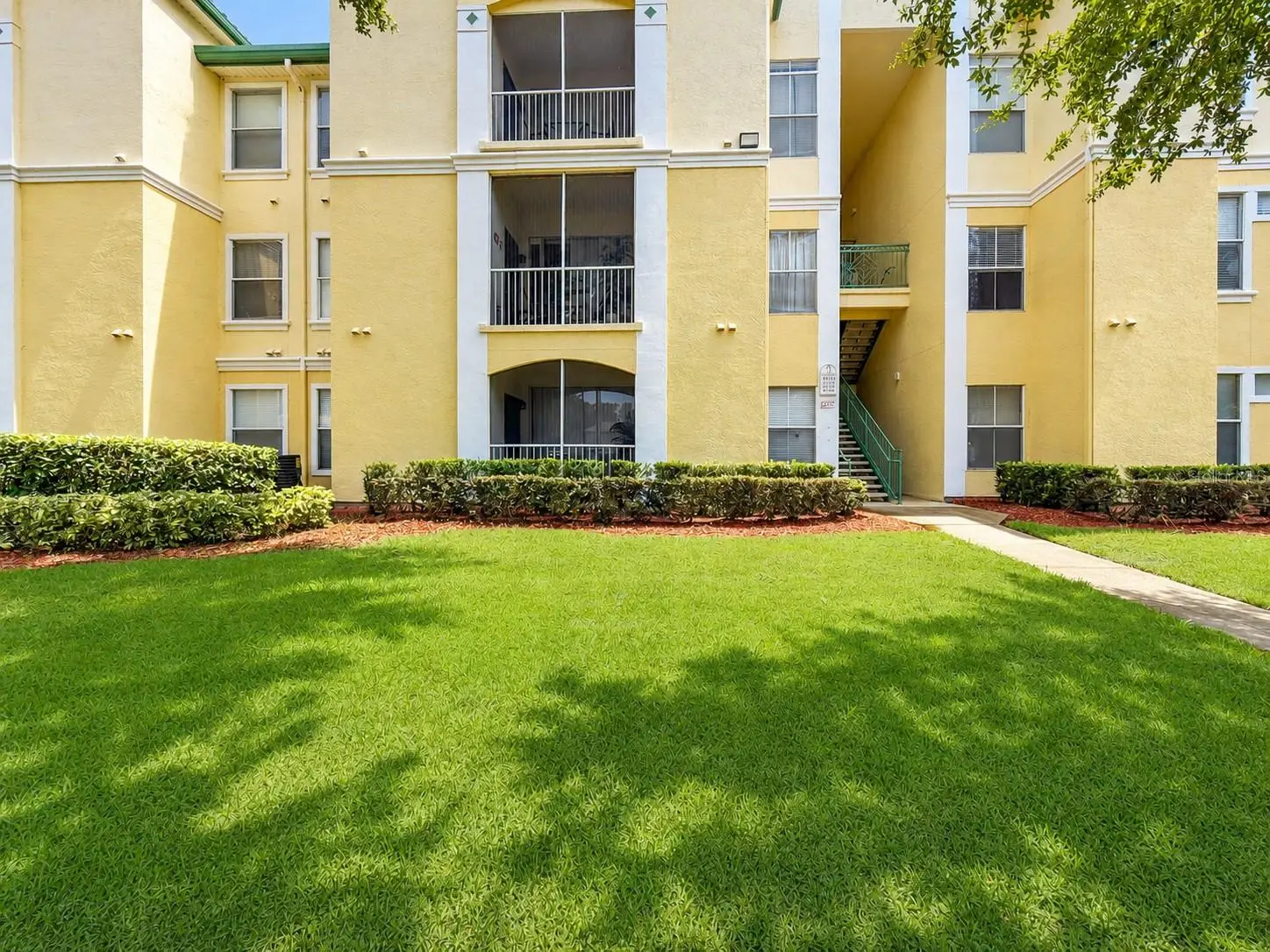 8815 Dunes Court, FL