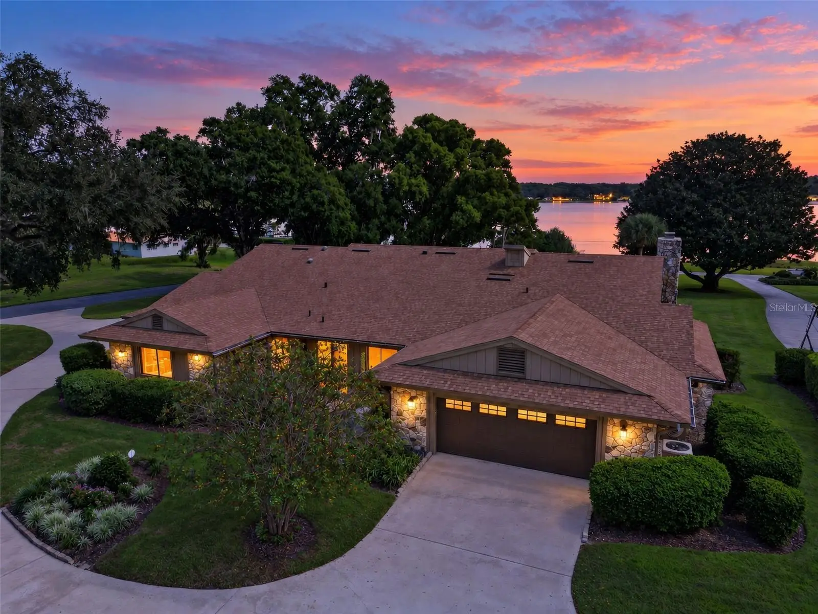 1750 Sussex Drive, FL