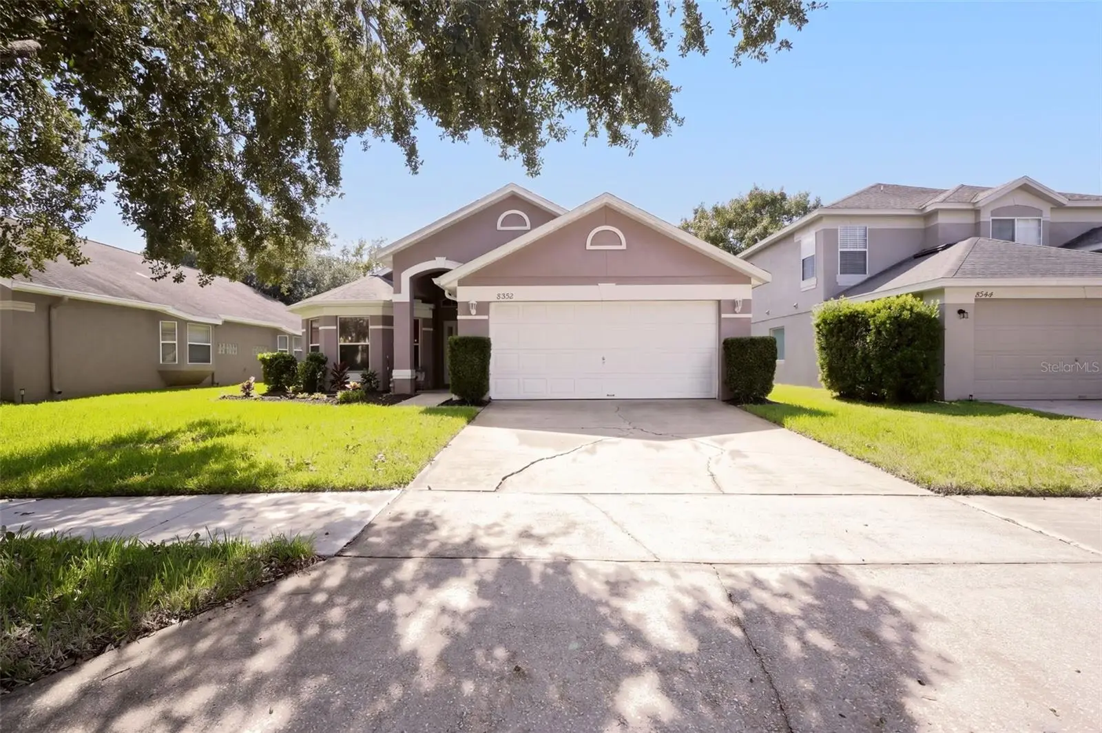 8352 Lake Amhurst Trail, FL