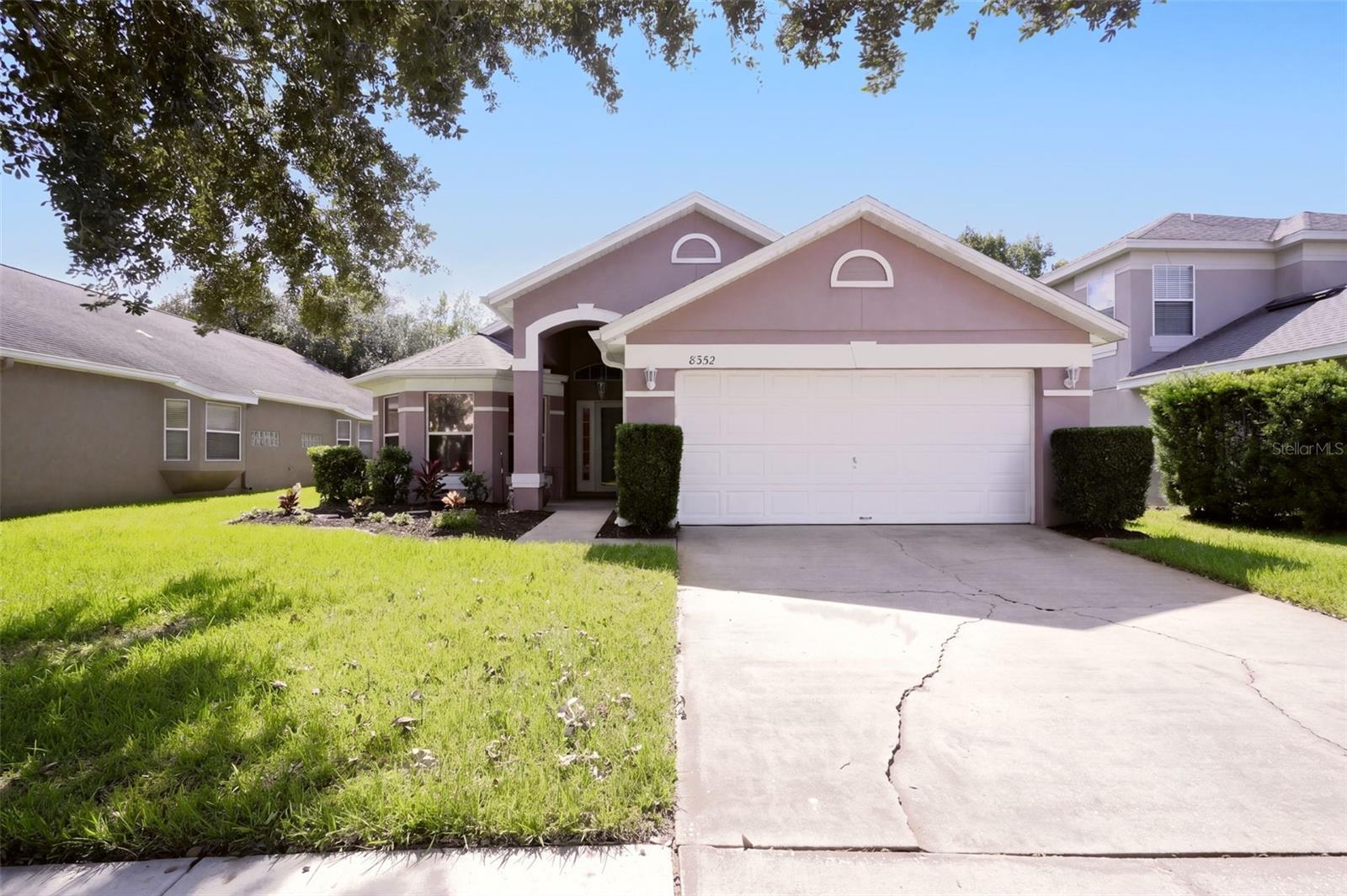 8352 Lake Amhurst Trail, FL