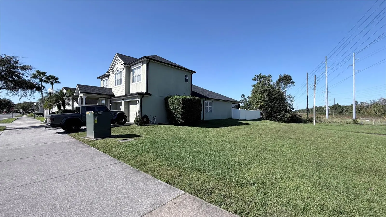 14038 Lake Live Oak Drive, FL