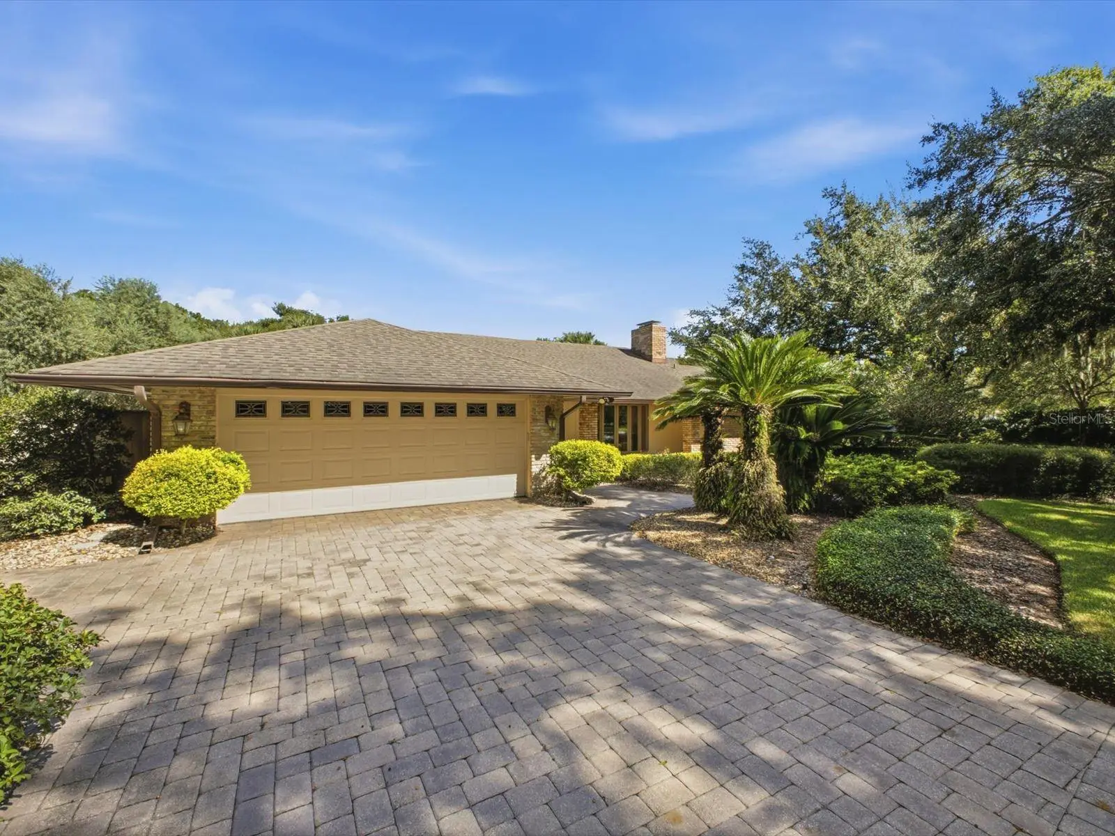 1735 Demetree Drive, FL