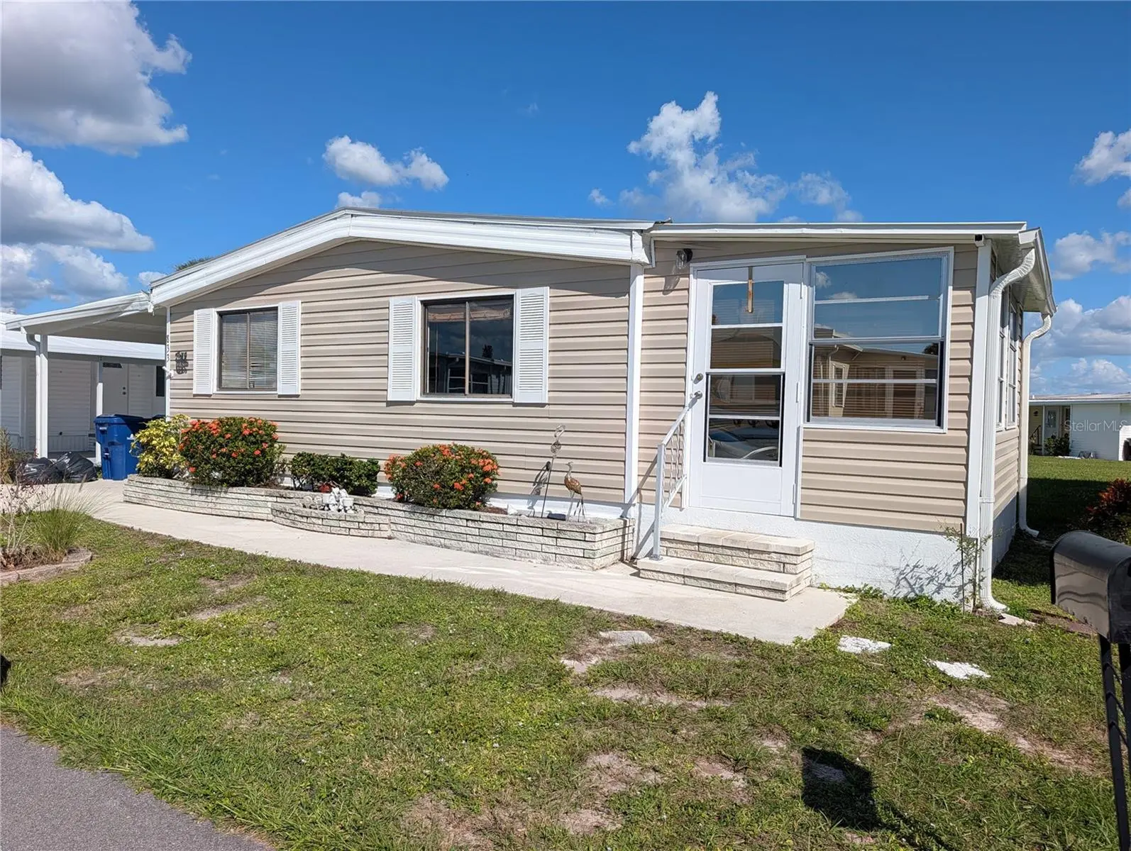 833 Cervina Drive, FL