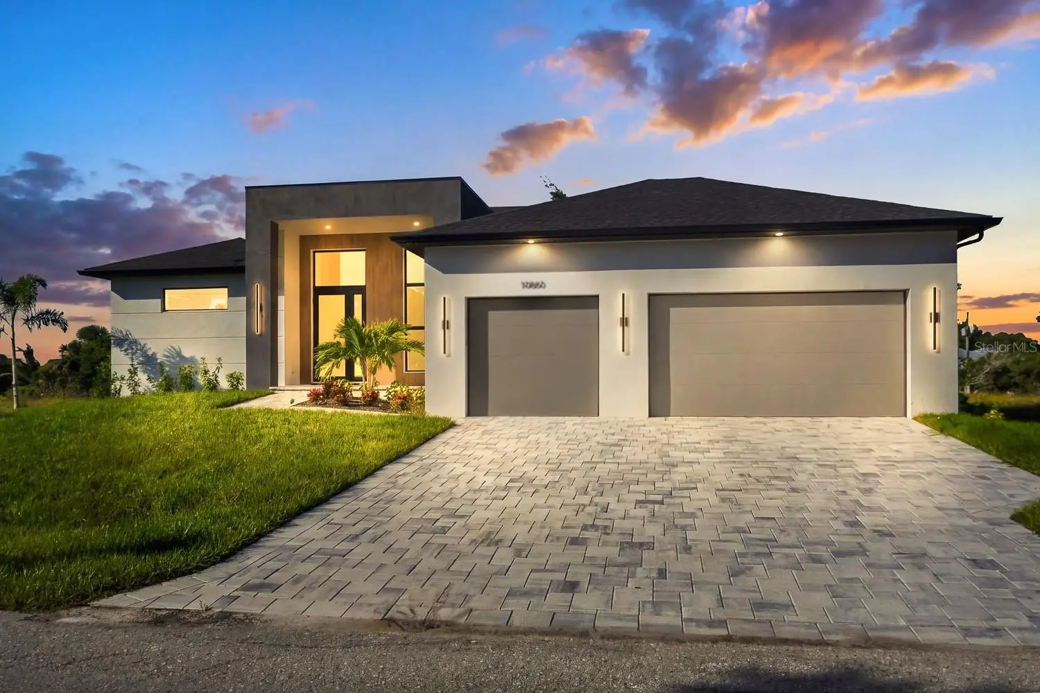 10860 Mcalester Circle, FL