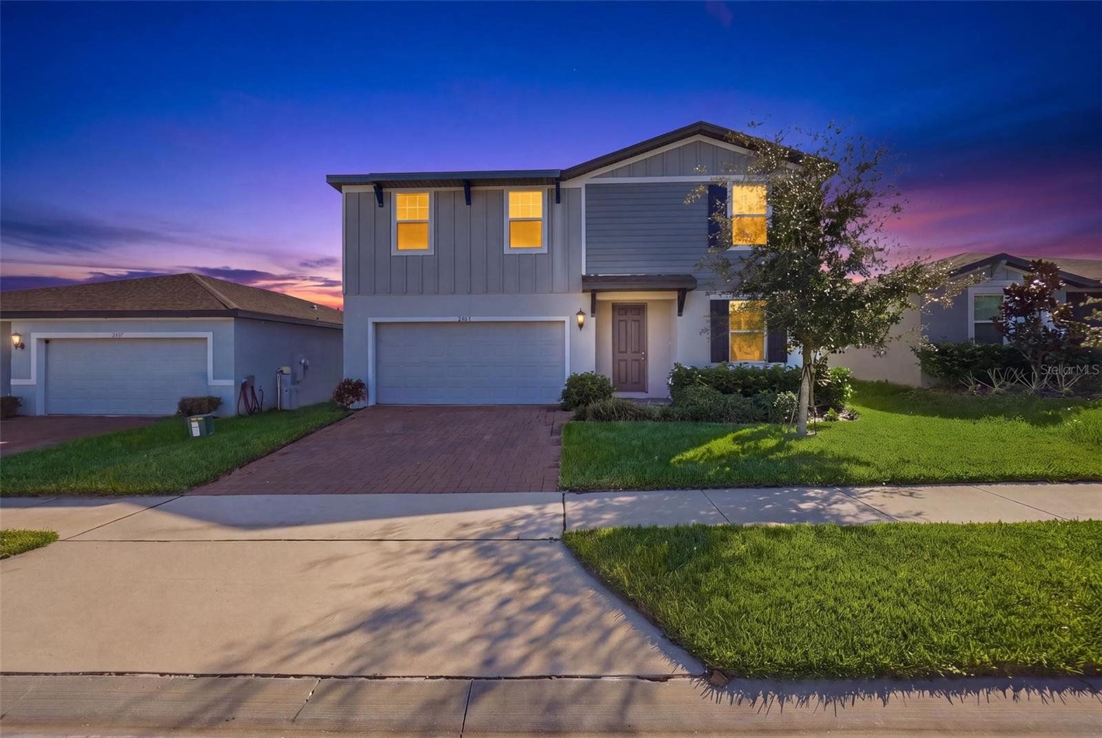 2401 White Tail Street, FL
