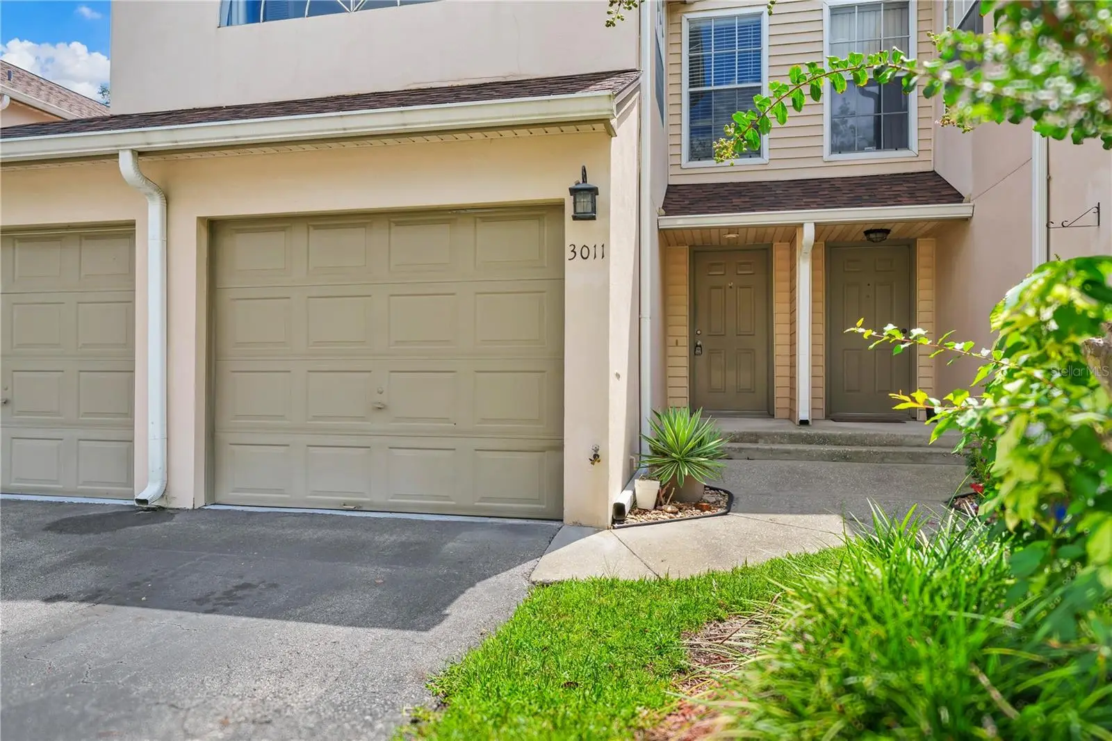 3011 Cottage Grove Court, FL