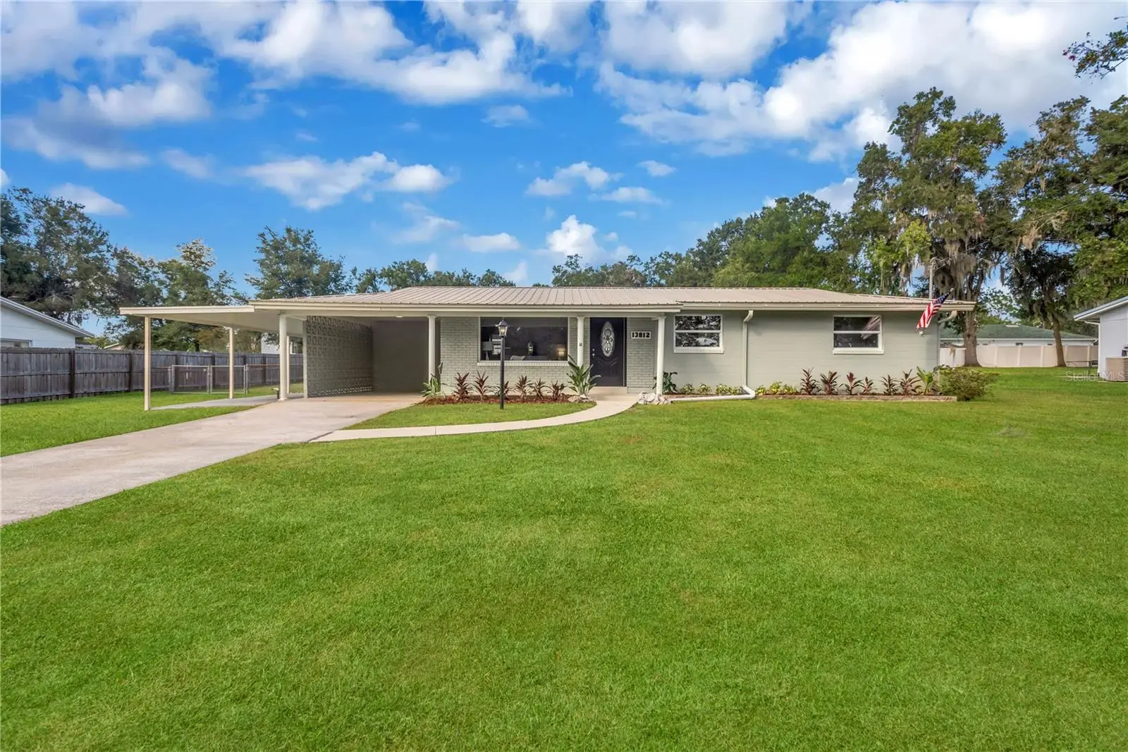 13812 Meadow Oaks Drive, FL