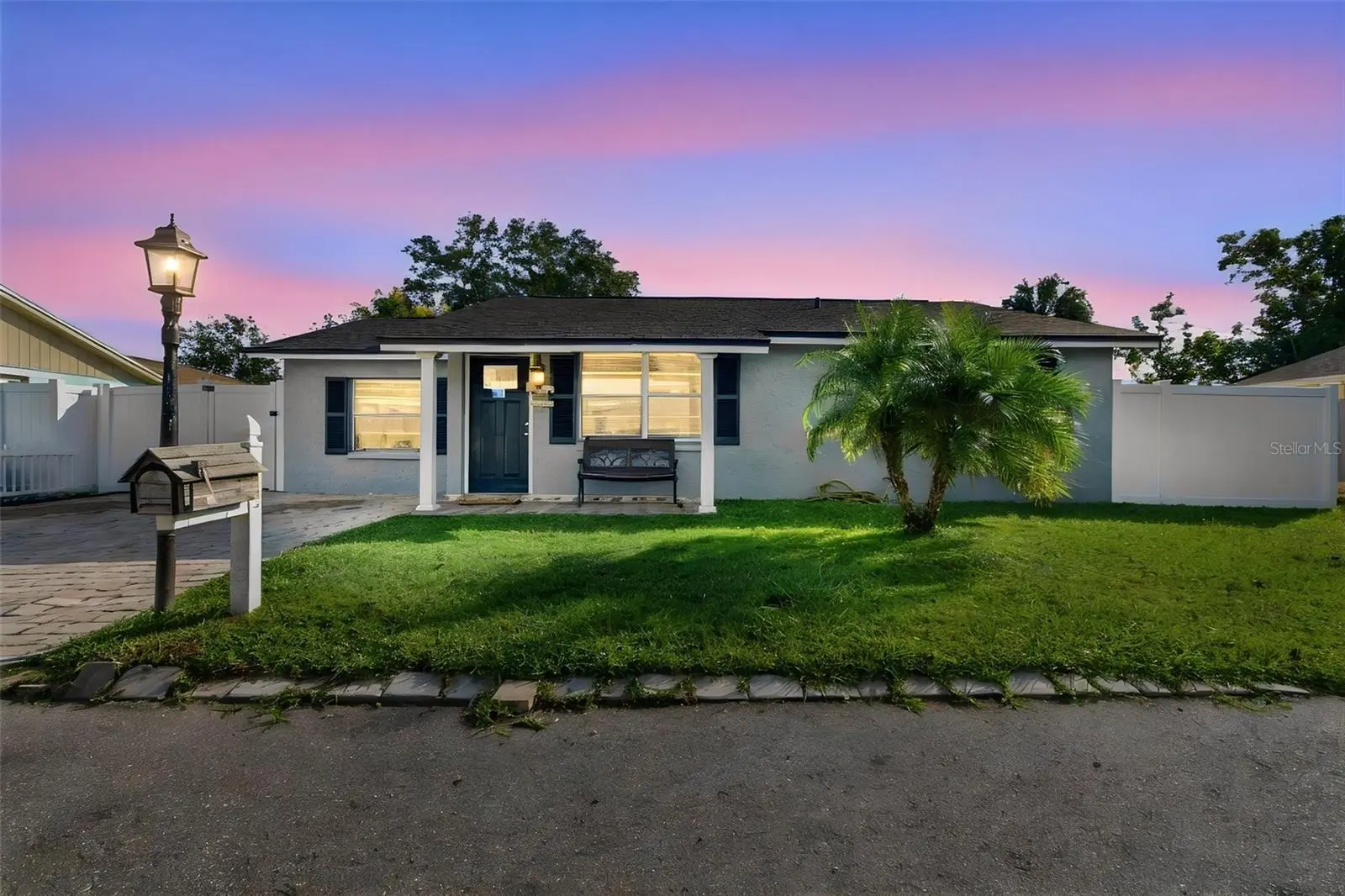 10118 Wheatley Hills Court, FL