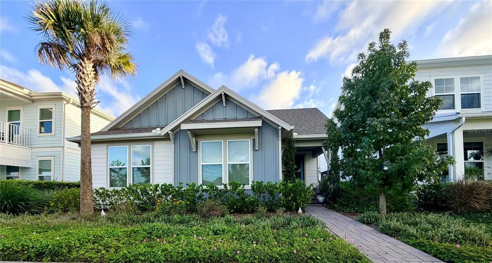 6562 Barnstorm Way, FL