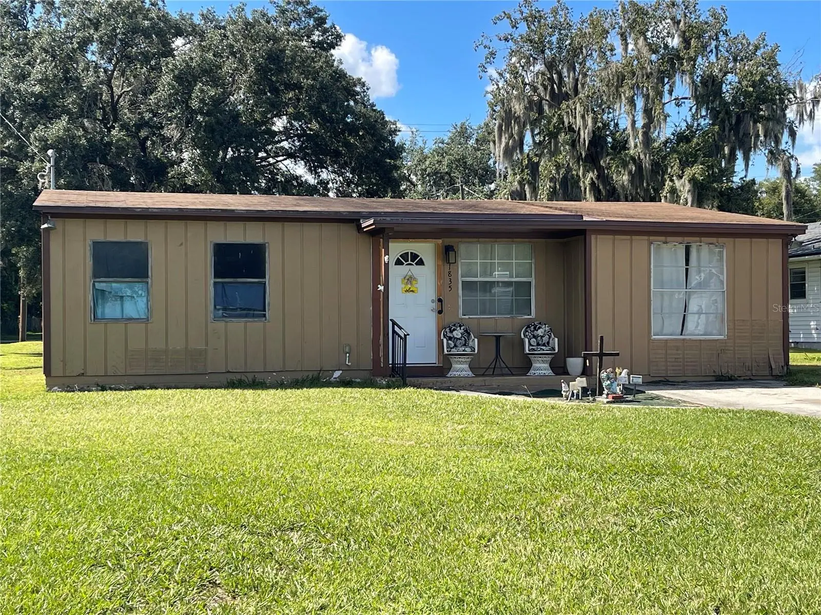 1835 Valencia Drive, FL
