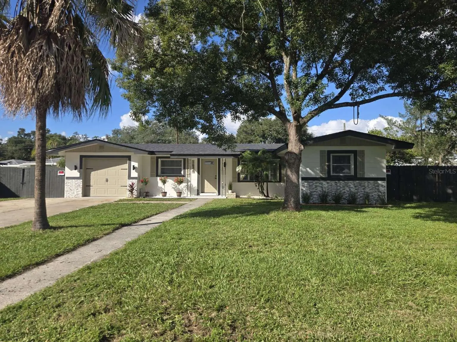 1638 Pineberry Street, FL