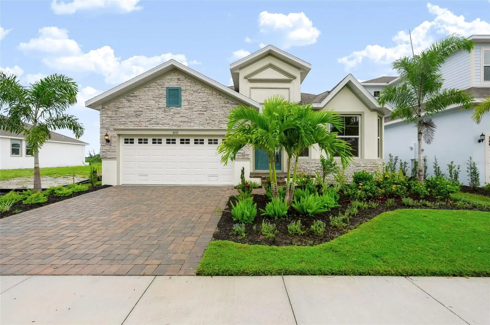 1033 Signet Drive, FL