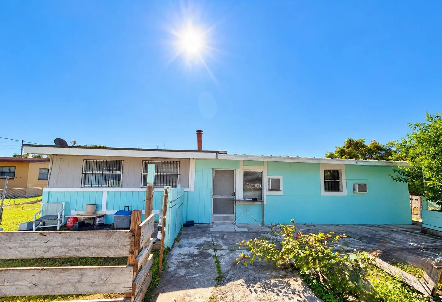 5117 Washington Street, FL