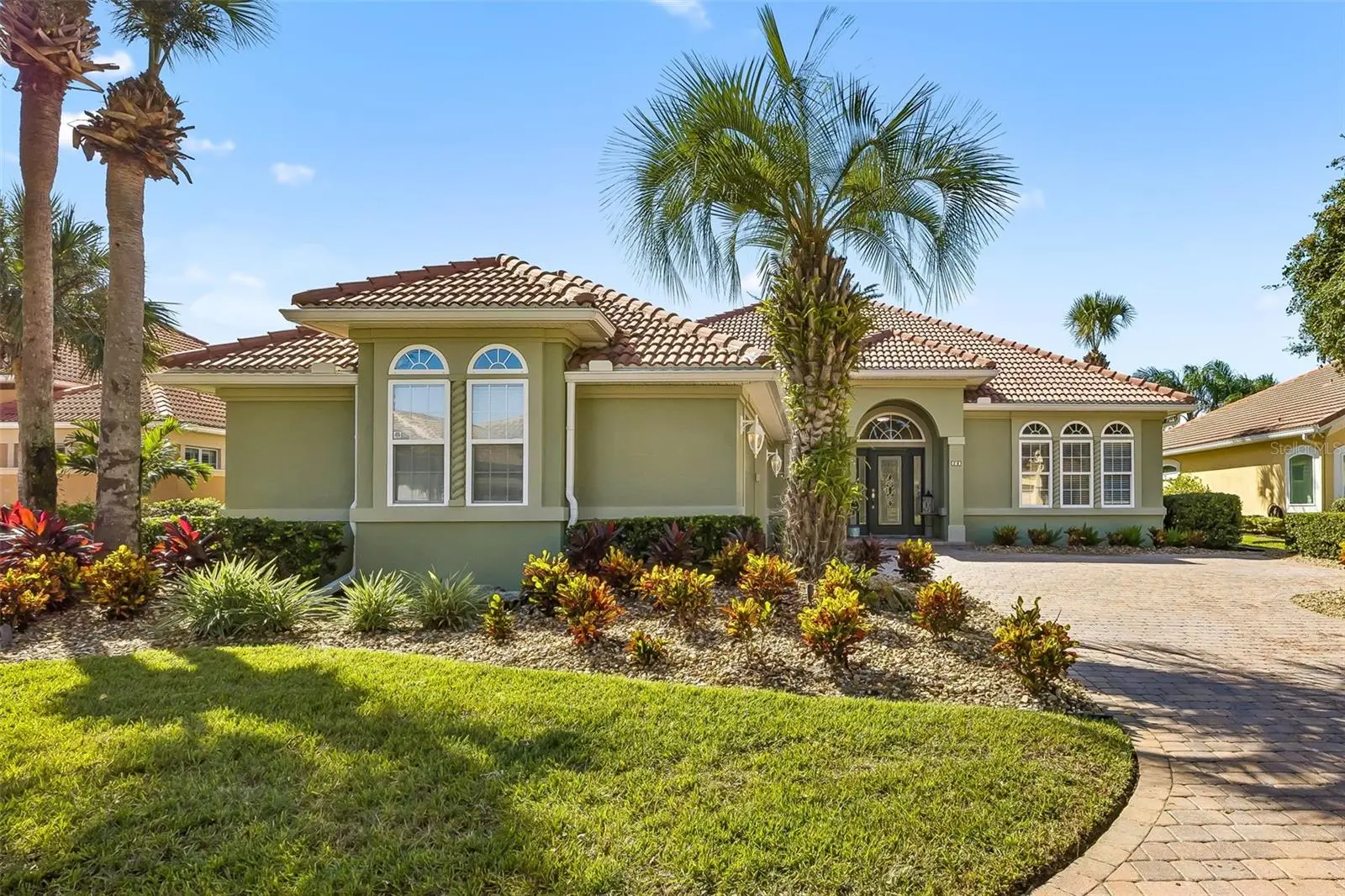 28 Oak View Circle, FL