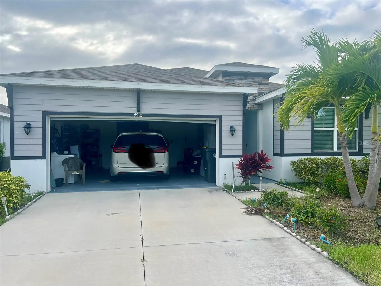 5910 Oak Bridge Court, FL